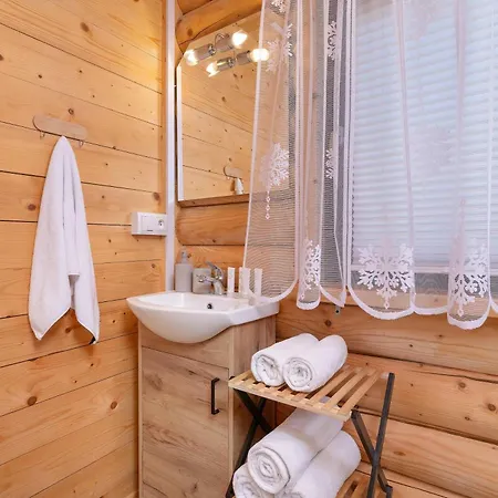 Czarujacy Dom Z Ogrodem I Widokiem Na Gory By Renters *
