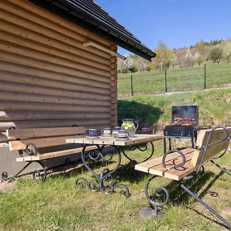 Czarujacy Dom Z Ogrodem I Widokiem Na Gory By Renters Mutne